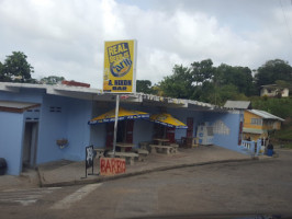 Albert Nixon Grocery, And Guest House outside